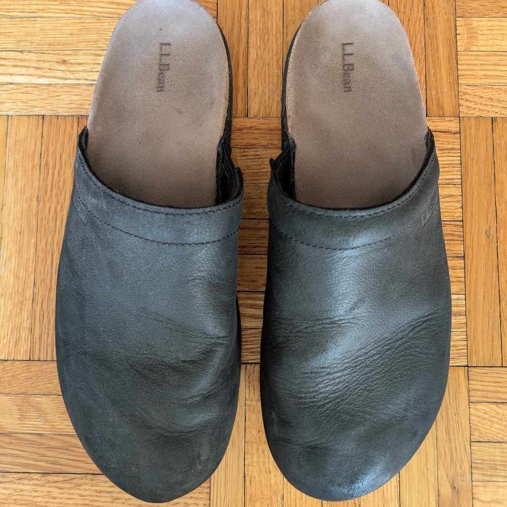 LL Bean Women's Go Anywhere Clog - Black leather size 10